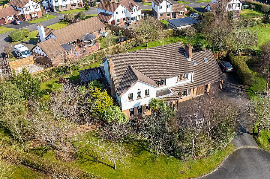 3 Adam Clarke Gardens