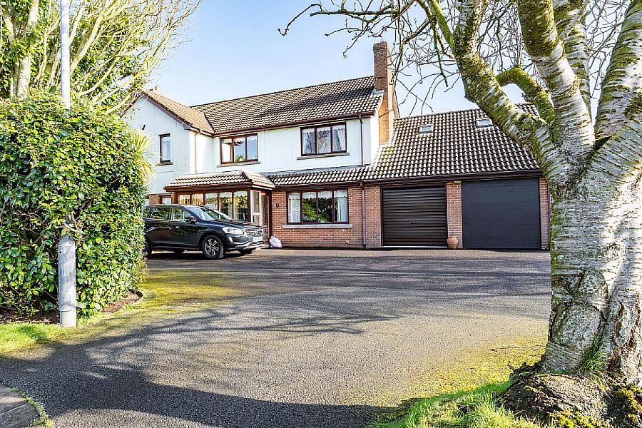 3 Adam Clarke Gardens