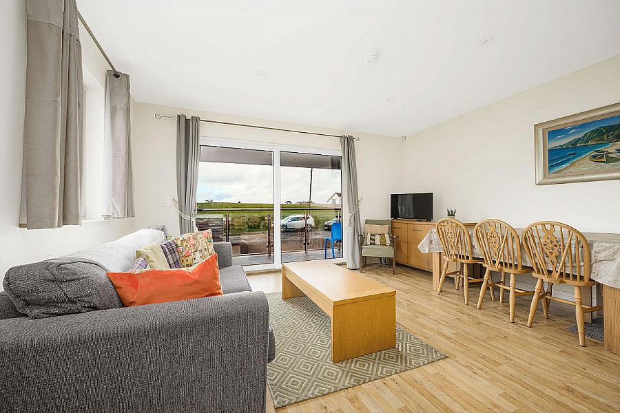 Apt 5, 6 Hillside House