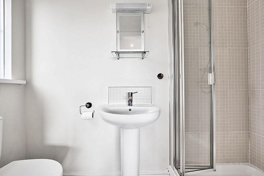 Apt 5, 6 Hillside House