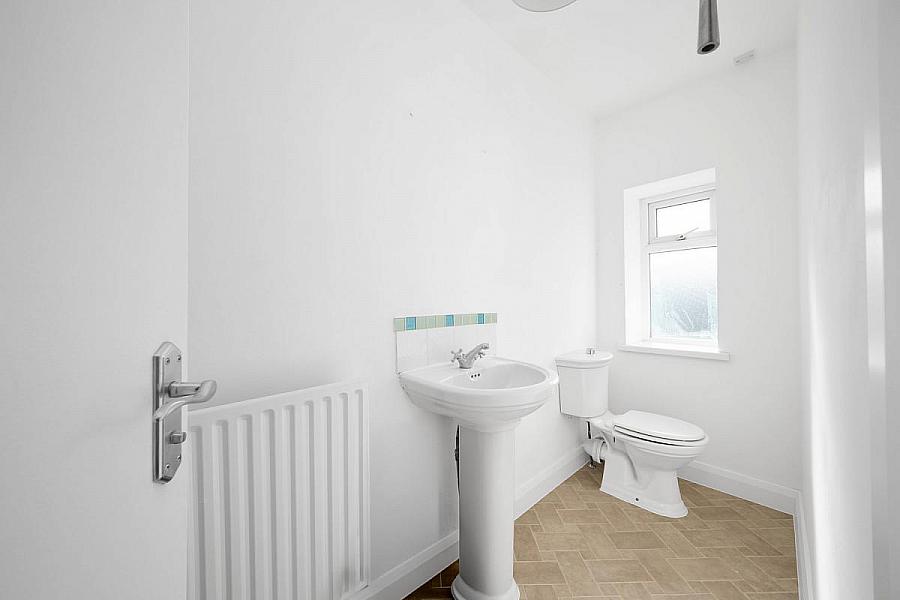 Apt 4, 64 Causeway Street