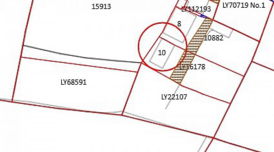 Cottage & Land At 10 Maddy Benny Park