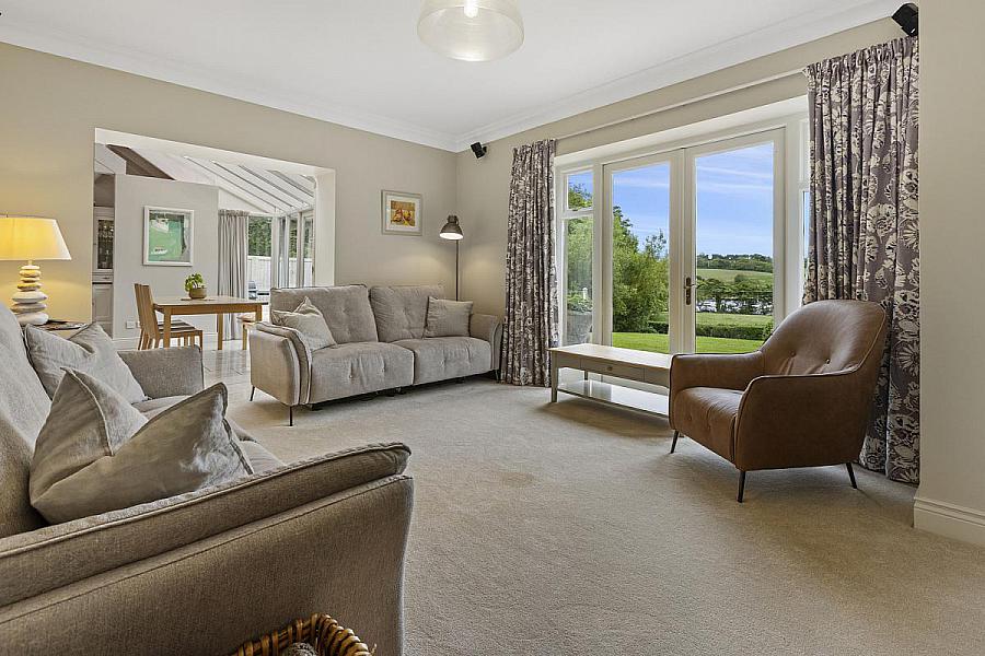 3 Drumslade Road