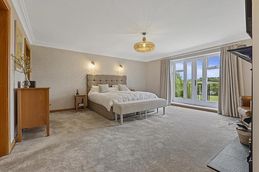 3 Drumslade Road