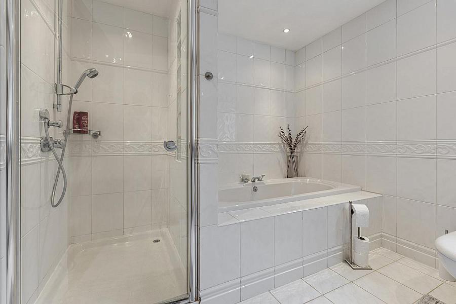 3 Drumslade Road
