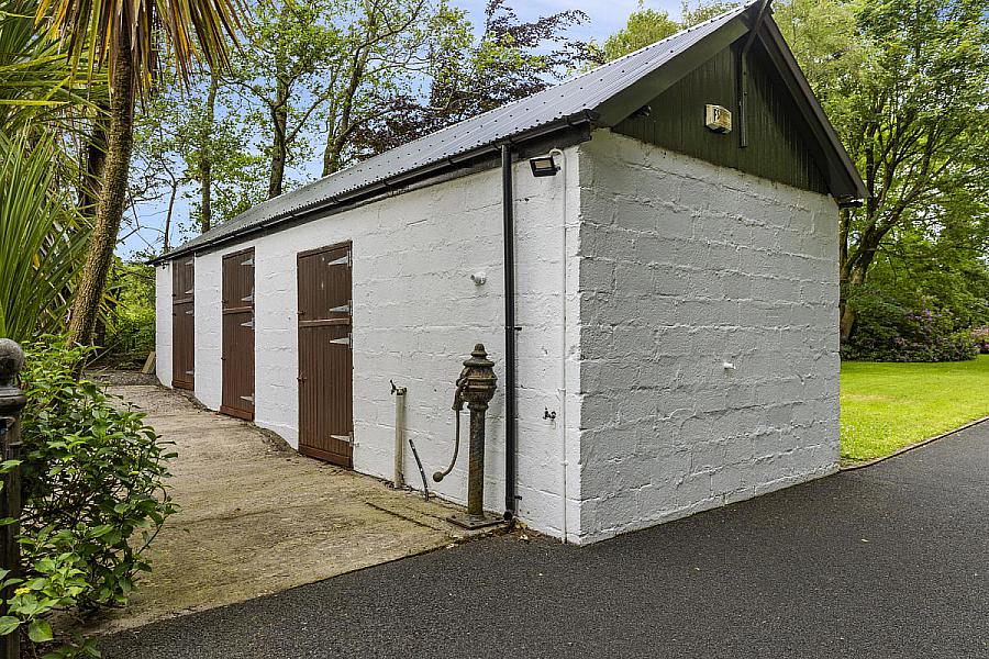 3 Drumslade Road