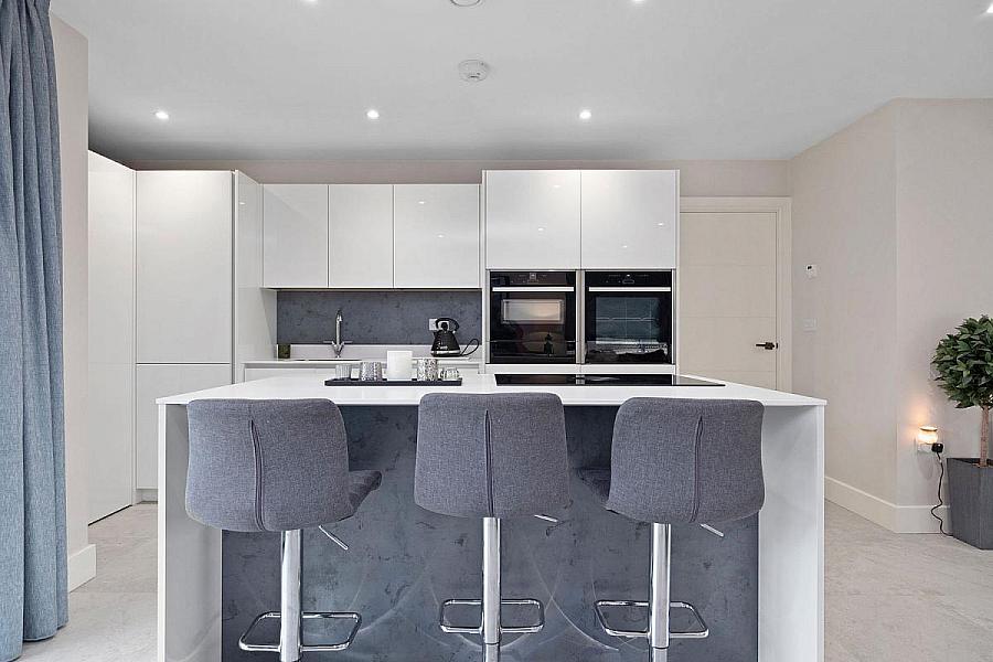 8 Castlelinn, 2-6 Bath Road