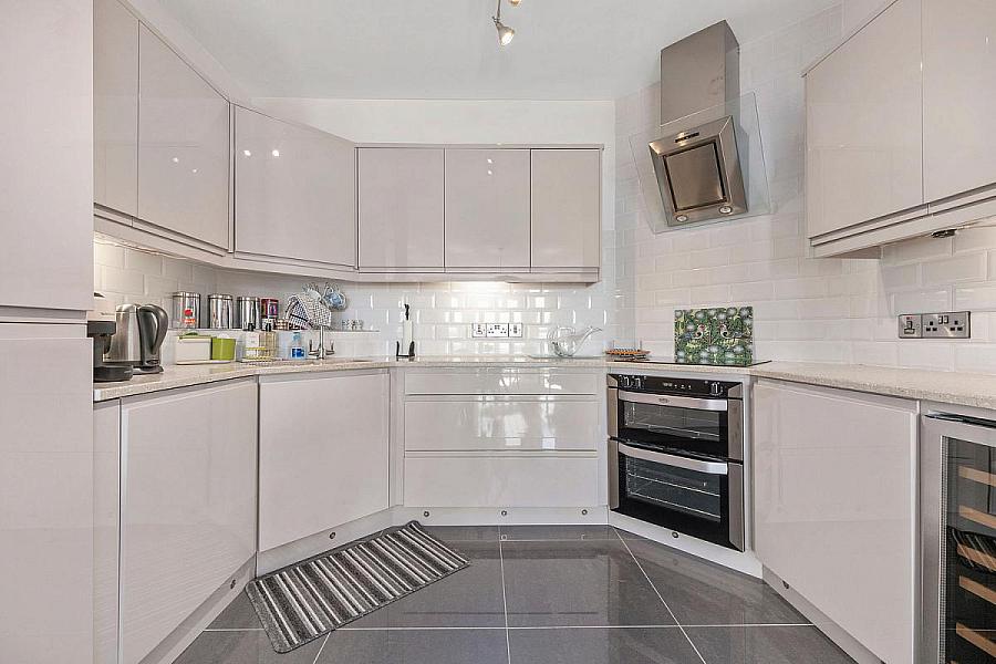 14 Westbay, 46-50 Mark Street