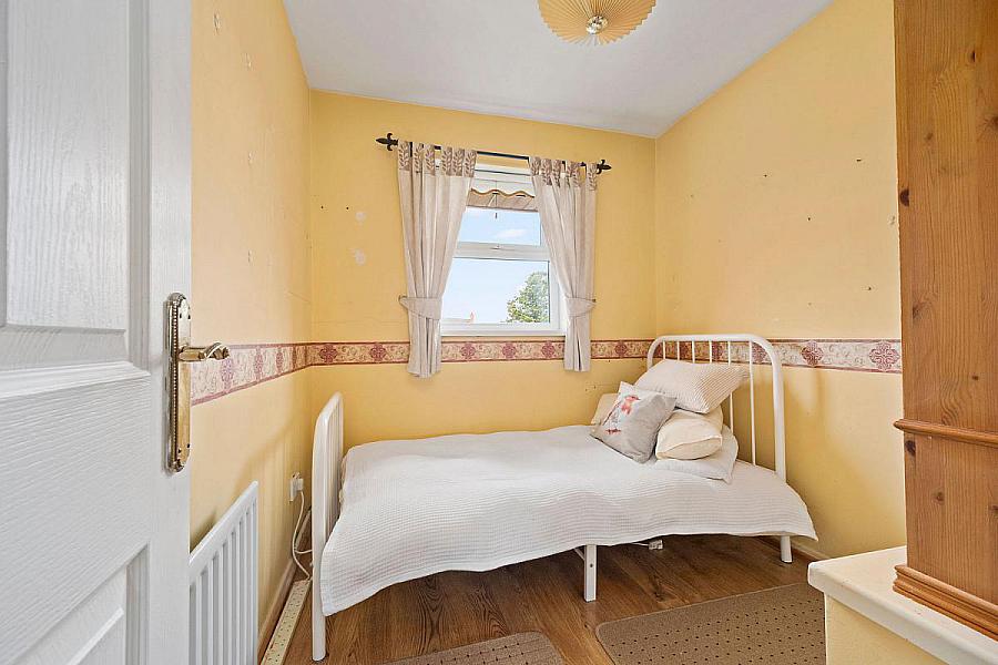 45 Woodford Park