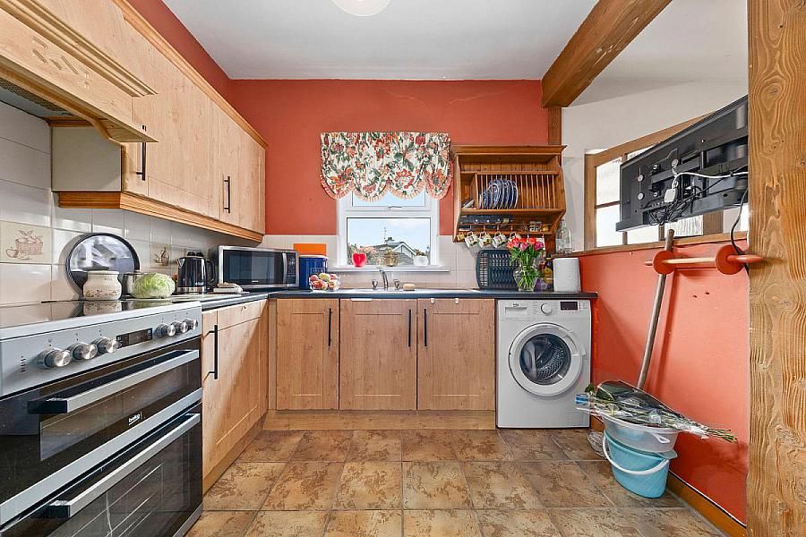 45 Woodford Park