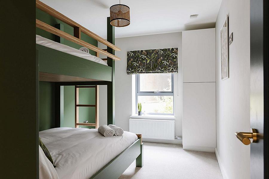 Apt 1, 7 Pier West, Kerr Street