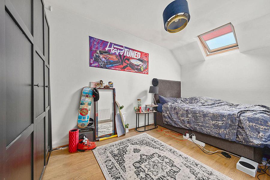 39 Montague Court