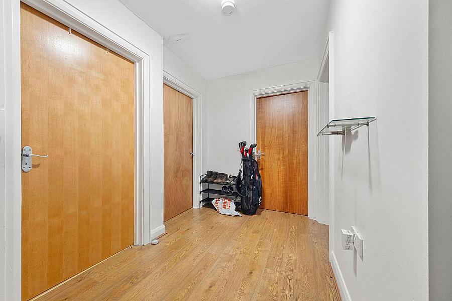 39 Montague Court