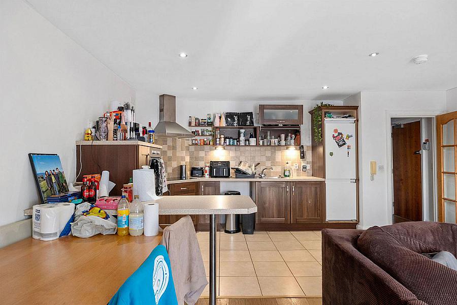 39 Montague Court