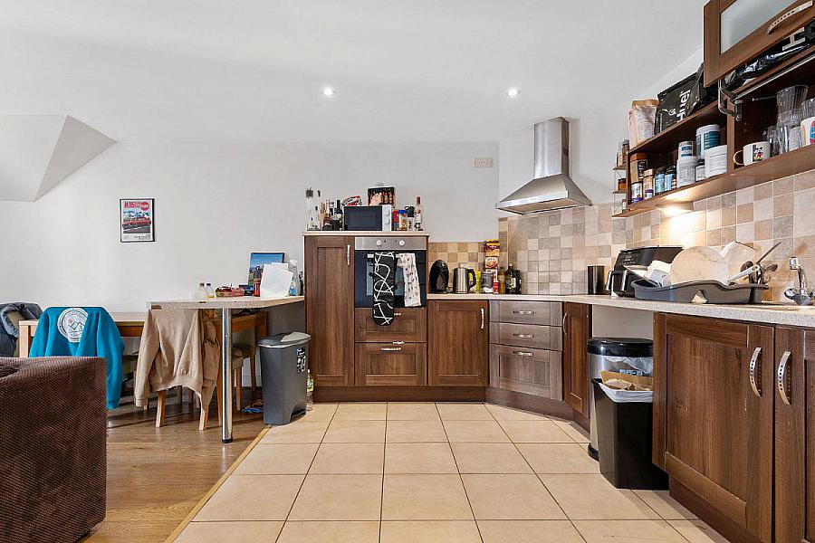 39 Montague Court