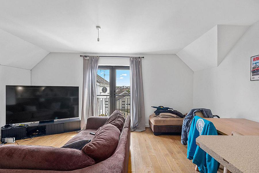 39 Montague Court