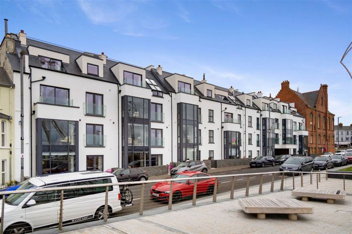 Penthouse 11 Pier West, 6 kerr street, portrush, BT56 8DG