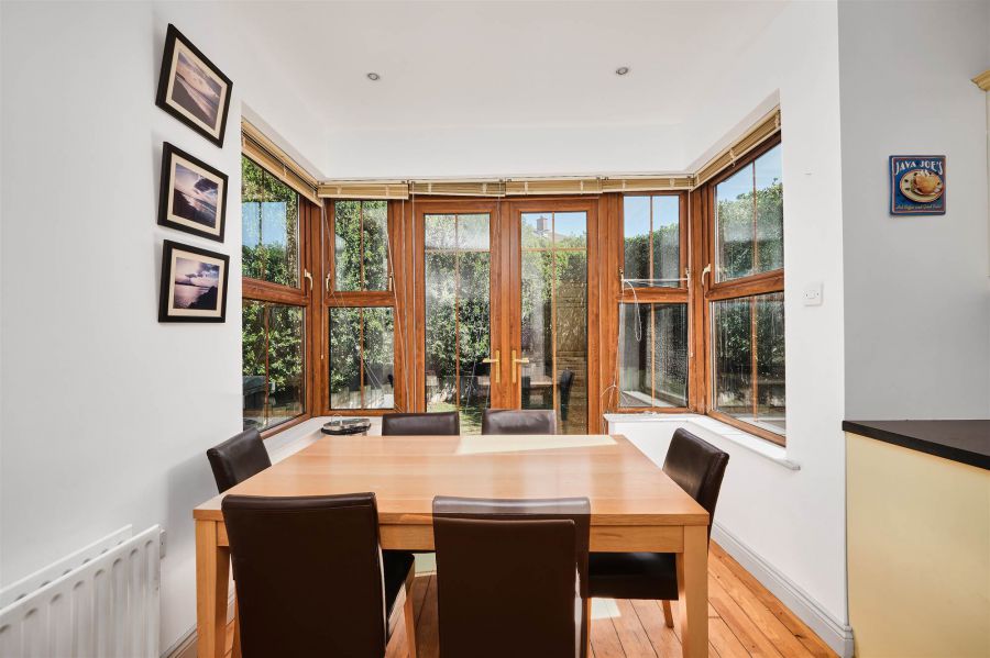11a Seahaven Park