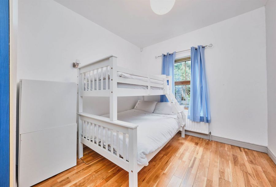 11a Seahaven Park