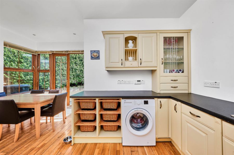 11a Seahaven Park