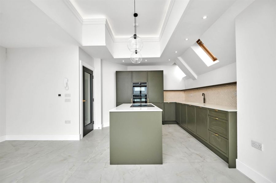 'strand House' 105 Strand Road