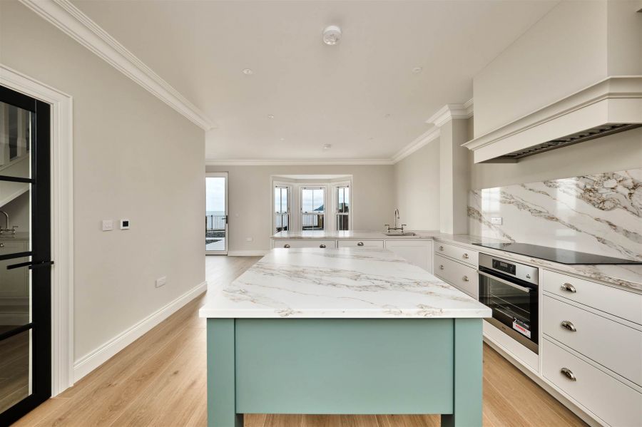 21 Harbour Road