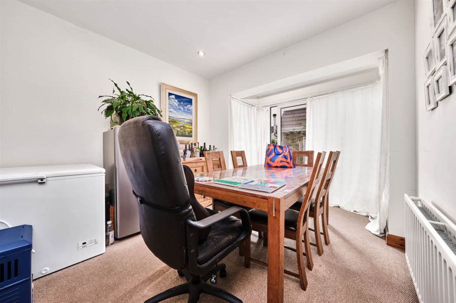 1 Burnside Mews