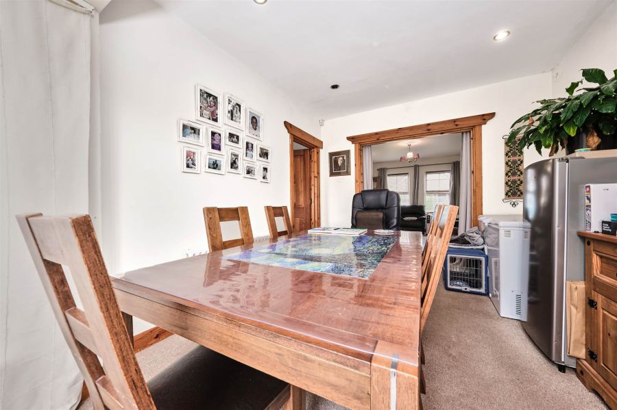 1 Burnside Mews