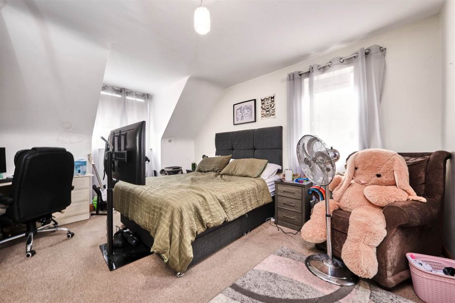 1 Burnside Mews