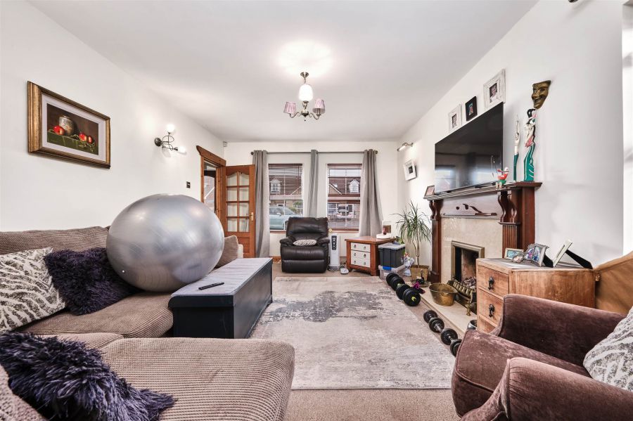 1 Burnside Mews