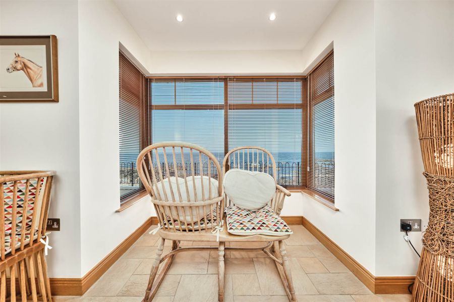 34 Strand Road
