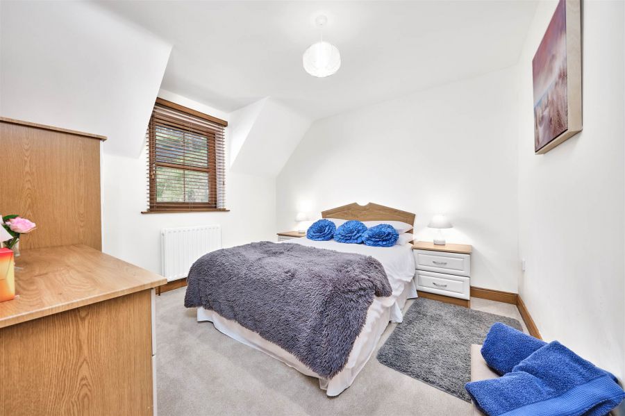 34 Strand Road