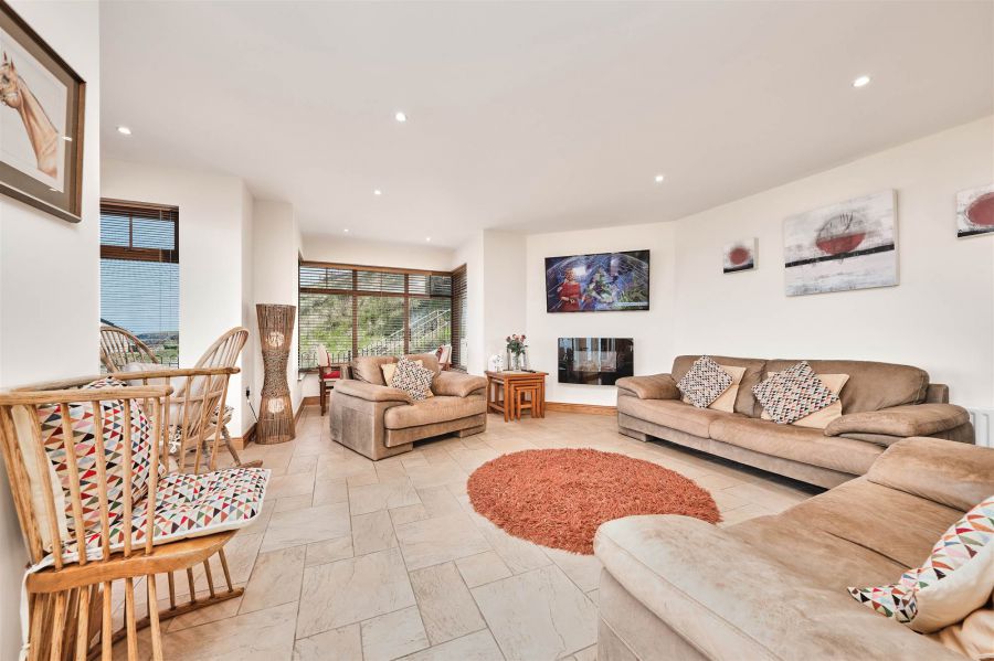 34 Strand Road