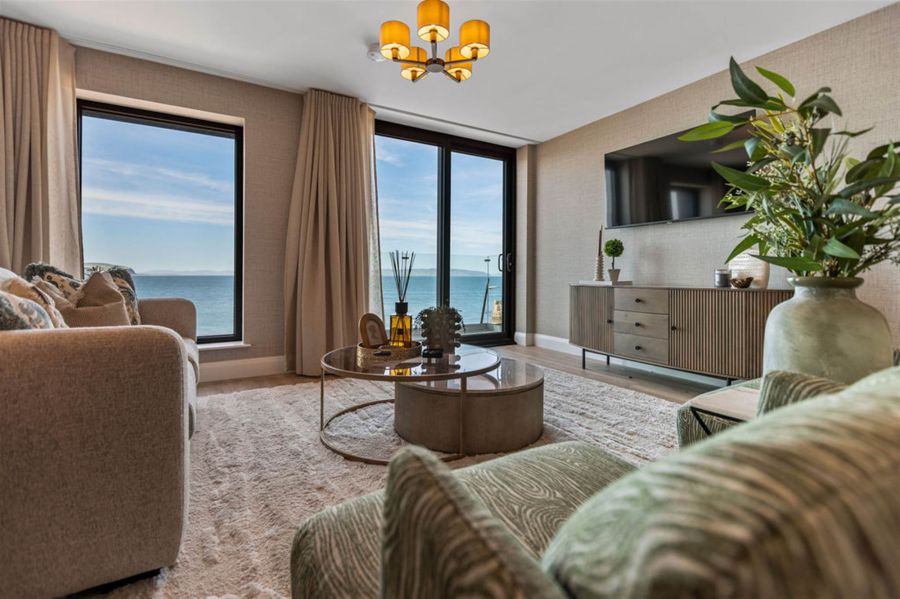 Apartment 5, 18 The Promenade