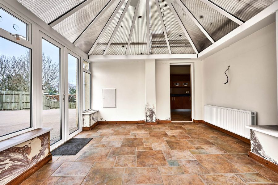 19 Drumavoley Road