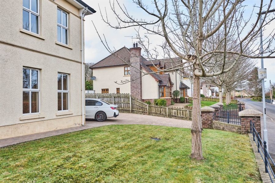 19 Drumavoley Road