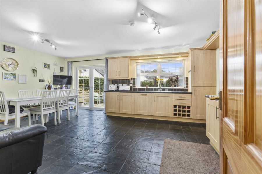 48 Primrose Park