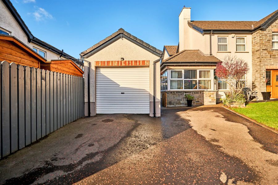 53 Cappagh Avenue