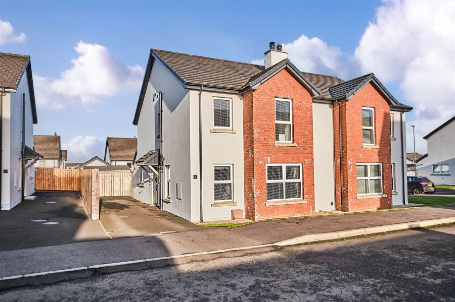 3 Station Avenue, portstewart, BT55 7UP
