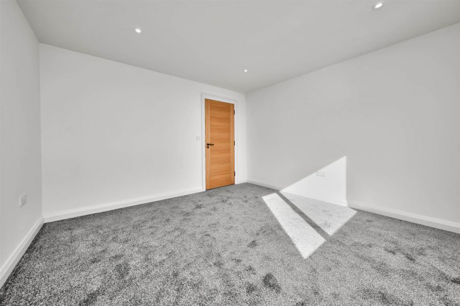 Apt 1, 5 Harbour Road
