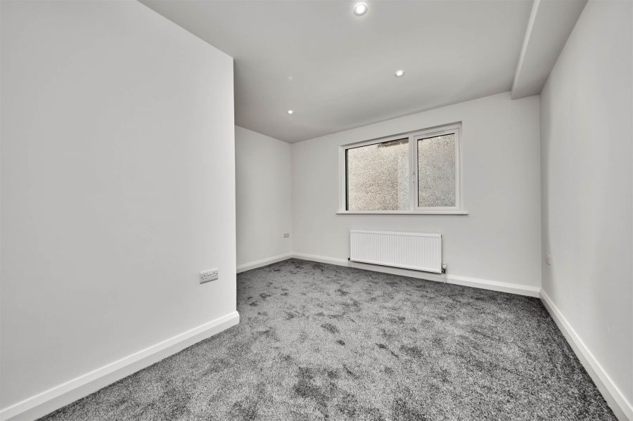 Apt 1, 5 Harbour Road