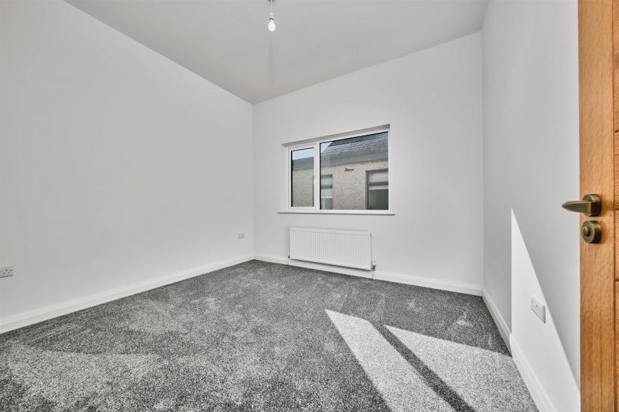 Apt 3, 5 Harbour Road