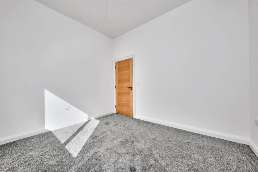 Apt 3, 5 Harbour Road