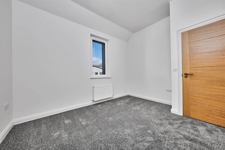 Apt 3, 5 Harbour Road