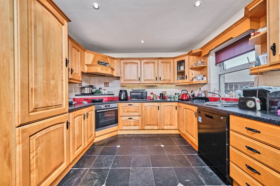 59 Primrose Gardens