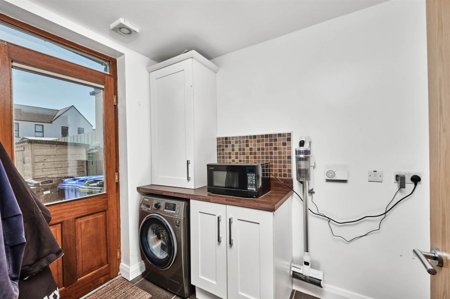 14 Galvally Mews