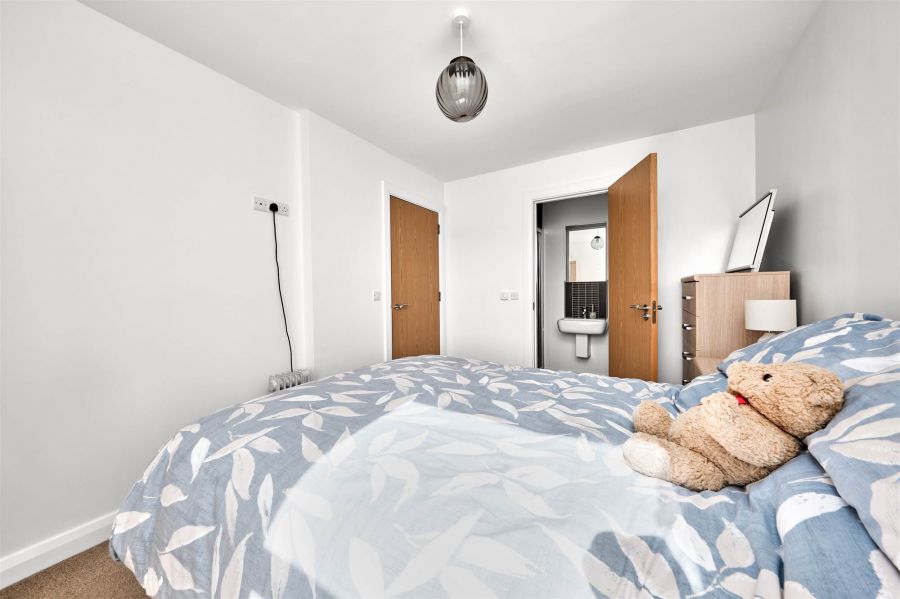 14 Galvally Mews