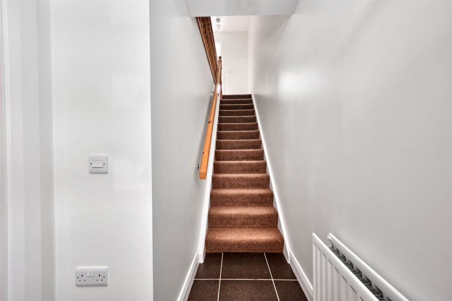 14 Galvally Mews