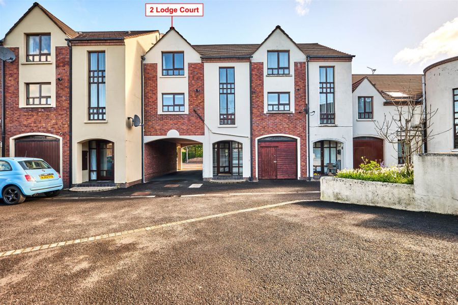 2 Lodge Court
