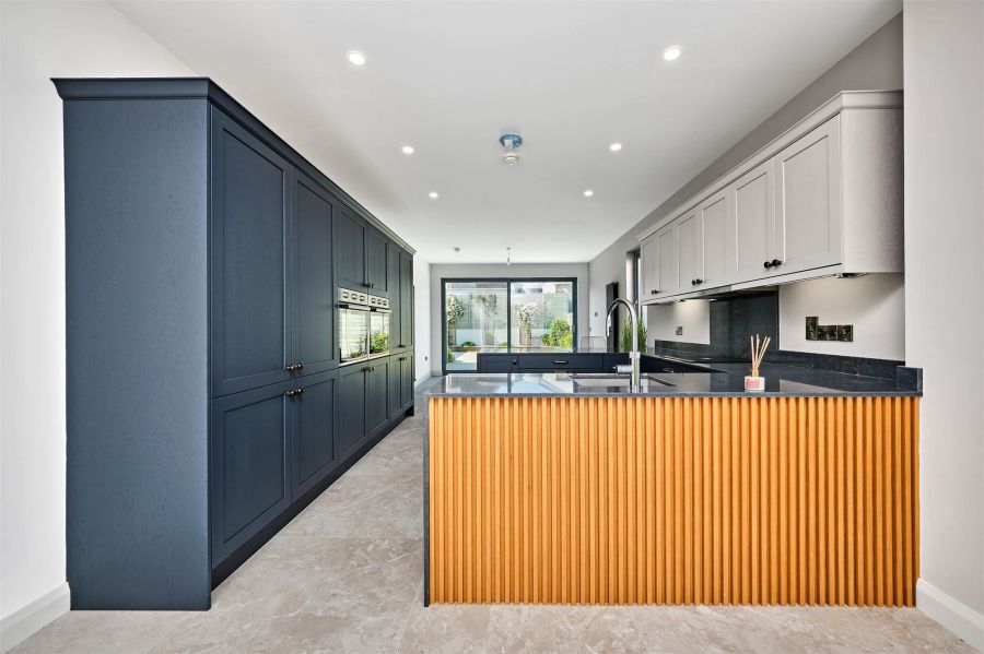 The Dunluce, 5 Nursery Mews